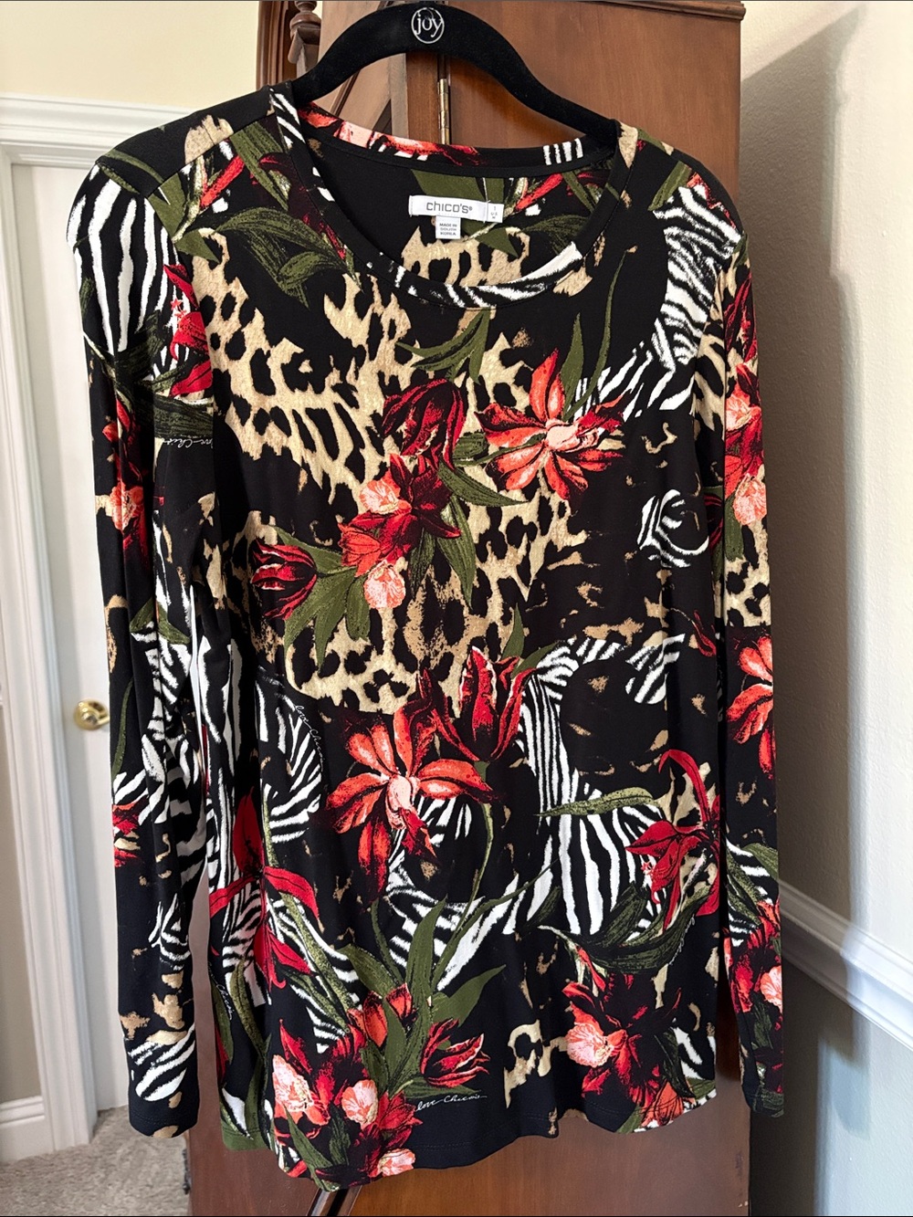 Chico's Black Floral & Animal Mix Long Sleeve Top BOHO Shabby Chic Casual